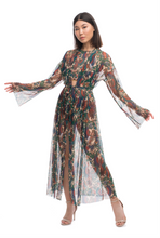 Load image into Gallery viewer, Pre-Order Alkonost Beach Robe
