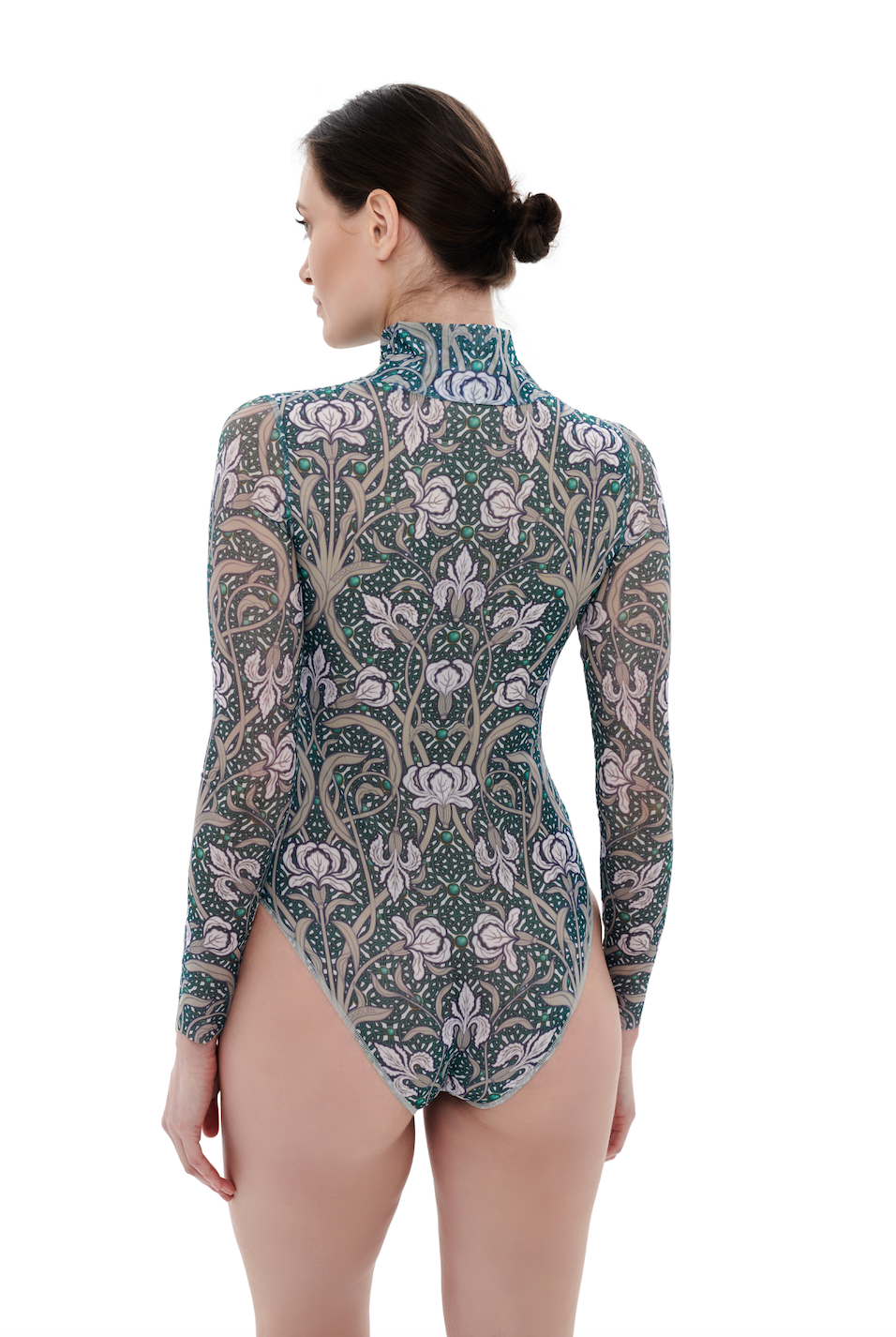 This file provides a meta description for the Iriss print swimsuit, featuring sleeves, a zipper, and SPF35 protection, catering to those seeking classic luxury and sustainable smart fashion choices.