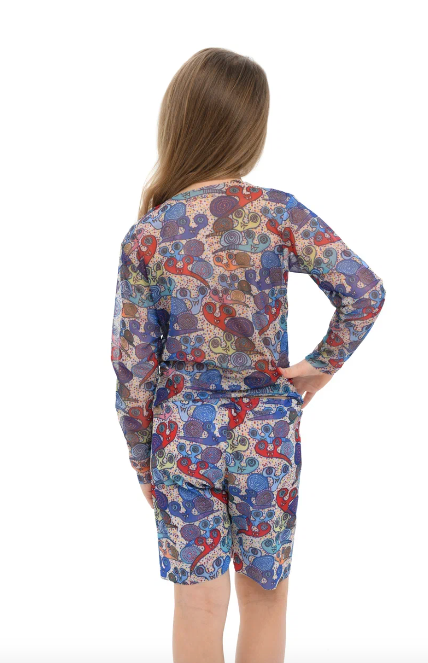 Explore our Snails print Kid's Smart T-shirt and Shorts with SPF35 protection. This file features eco-friendly swimwear, ensuring classic luxury and safety for your child. Enjoy stylish and secure beachwear. Shop now!