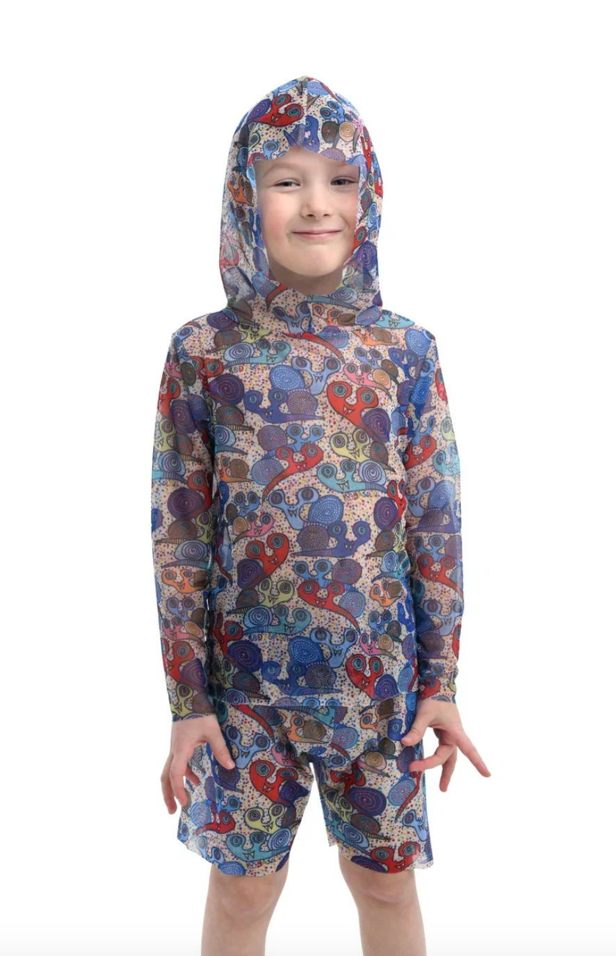 Explore our Snails print Kid's Smart T-shirt and Shorts with SPF35 protection. This file showcases eco-friendly swimwear, blending classic luxury and safety to ensure stylish and secure beachwear for your child. Shop now!